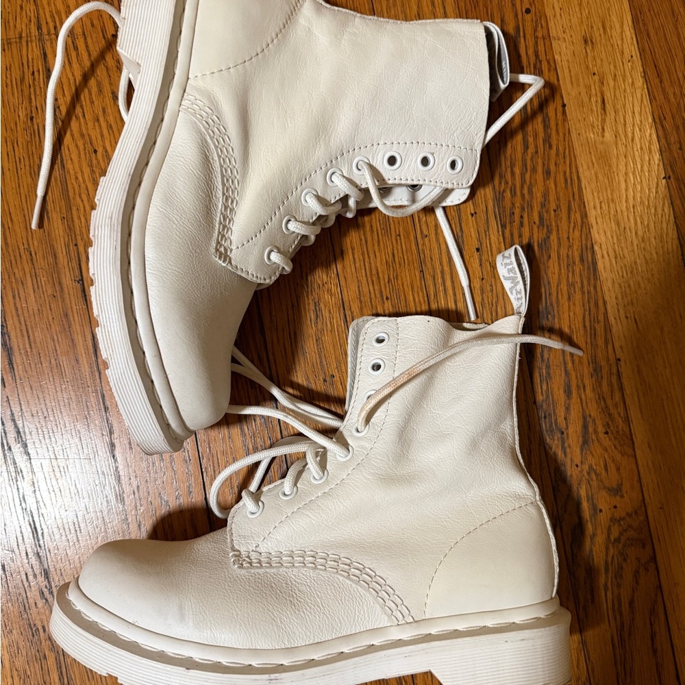 Dr. Martens white Ankle Boots